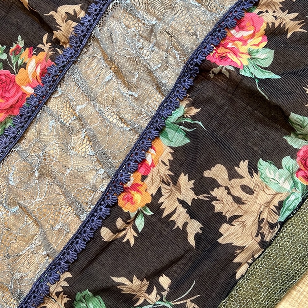 Scarf - Picture 6 of 6
